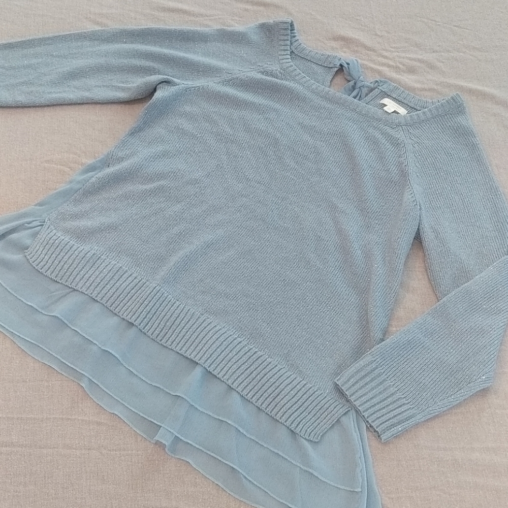 Beautiful blue/silver Lauren Conrad sweatera